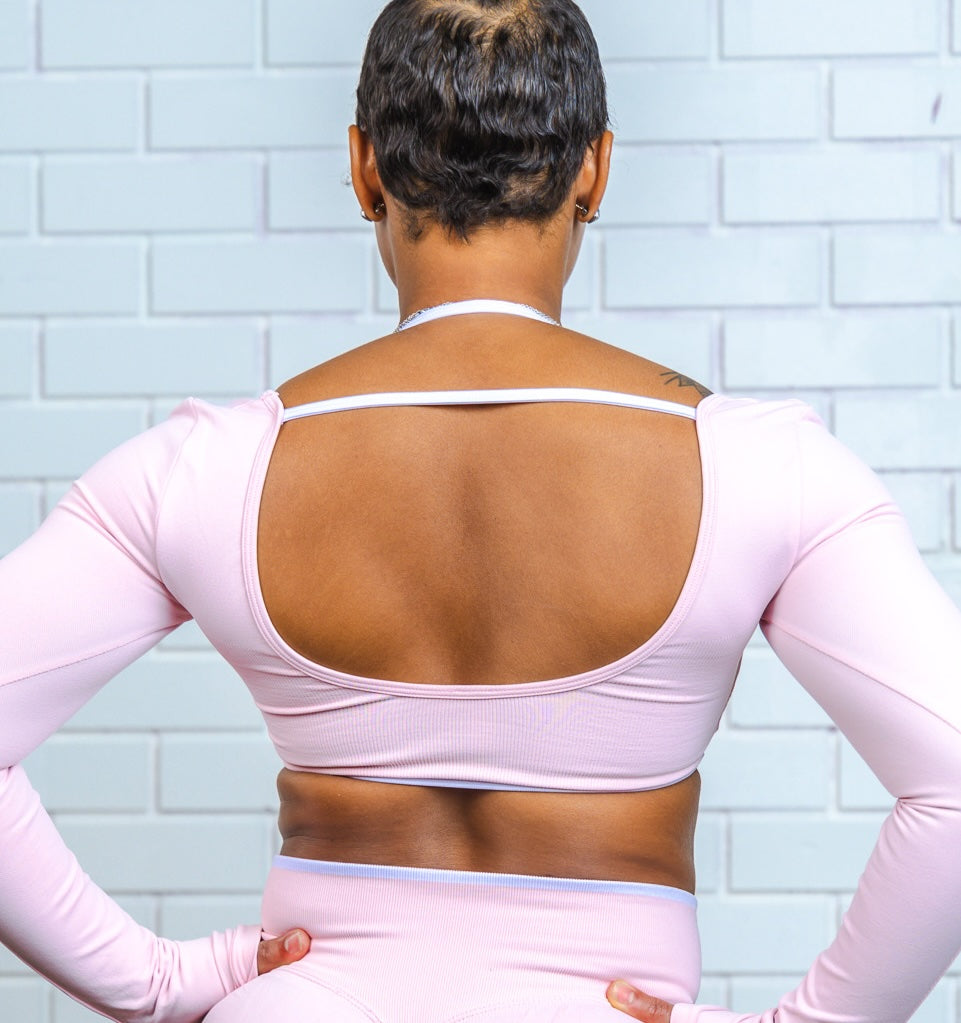 CURVY LONG SLEEVE CROP TOP WITH BUILT-IN SPORTS BRA